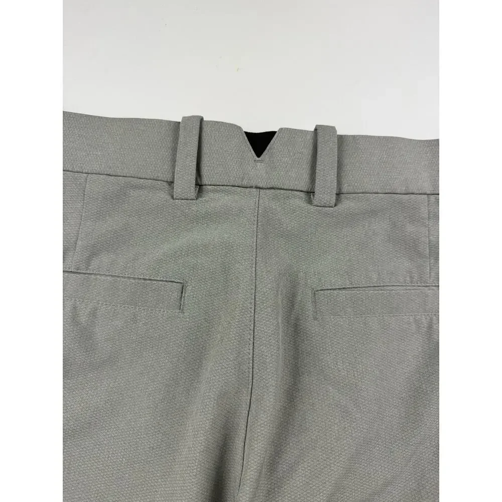 Nike Golf Shorts Gray Dri-Fit Standard Fit - Size 32